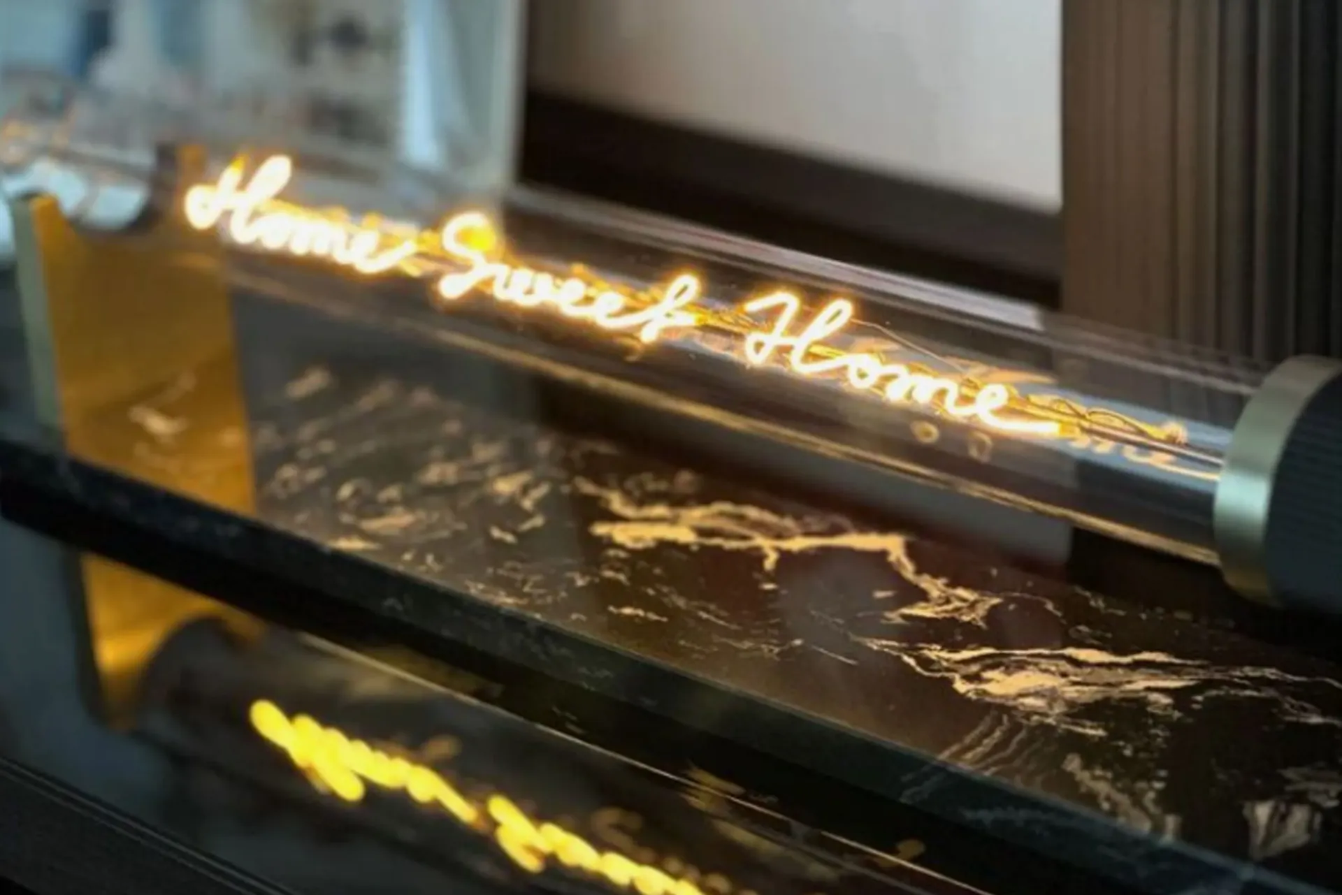Message In The Tube (HOME SWEET HOME)
